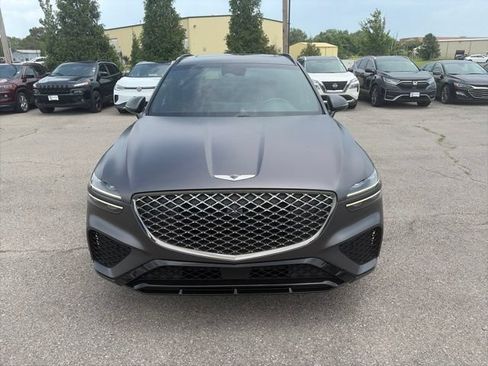 Used 2024 Genesis GV70 2.5T w/ Sport Prestige Package AWD/4WD image 9