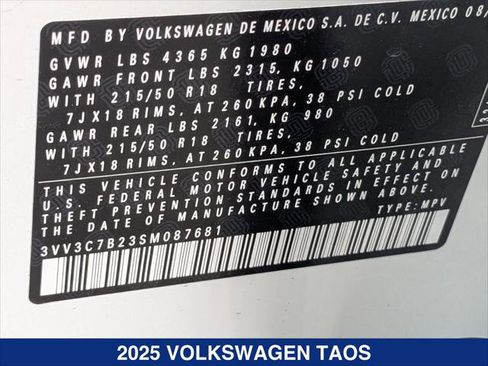 New 2025 Volkswagen Taos SE FWD image 20
