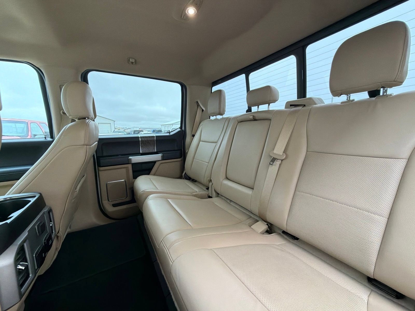 Used 2019 Ford F350 Lariat w/ Lariat Ultimate Package AWD/4WD image 12
