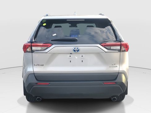 Certified 2024 Toyota RAV4 LE image 4