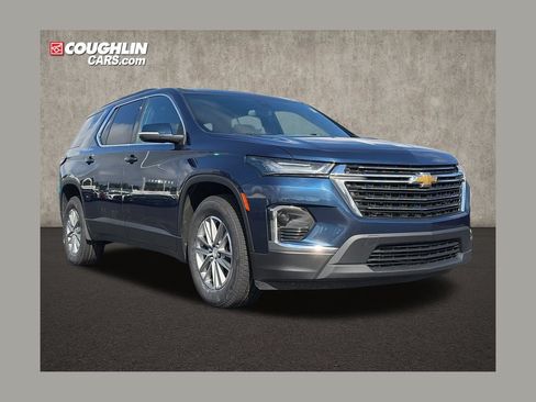 Used 2023 Chevrolet Traverse LT AWD/4WD image 1