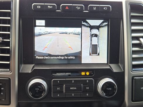 Used 2020 Ford F350 Platinum image 21