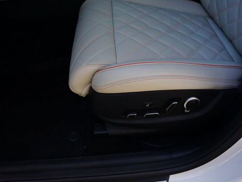 New 2026 Genesis GV70 3.5T Sport Prestige image 15