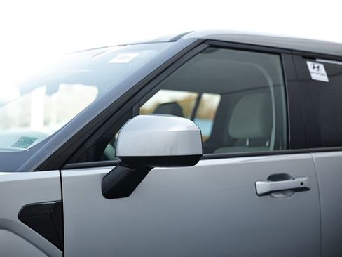 Used 2024 Hyundai Santa Fe SE image 11