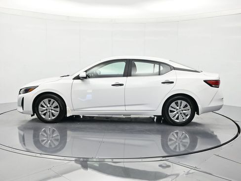 Used 2024 Nissan Sentra S FWD image 8