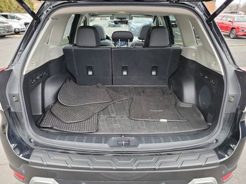 Used 2019 Subaru Forester Touring image 18