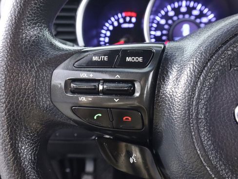 Used 2015 Kia Optima LX FWD image 12