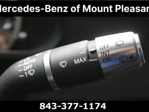 Used 2022 Land Rover Defender 110 image 31