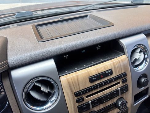 Used 2011 Ford F150 Lariat w/ Lariat Plus Pkg AWD/4WD image 24