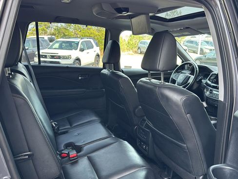 Used 2019 Honda Pilot EX-L image 11