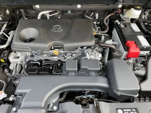 Used 2025 Toyota RAV4 XLE w/ Convenience Package image 34