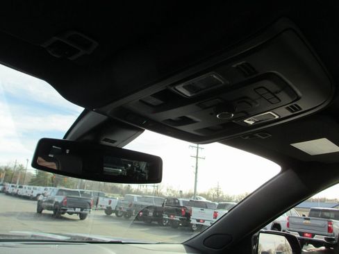 Certified 2022 GMC Yukon XL Denali image 34