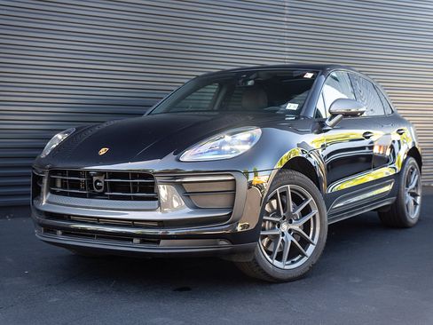 Used 2026 Porsche Macan Turbo AWD/4WD image 1