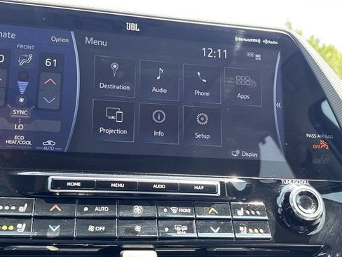 Used 2021 Toyota Highlander Platinum AWD/4WD image 36