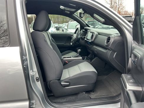 Used 2023 Toyota Tacoma TRD Sport image 17