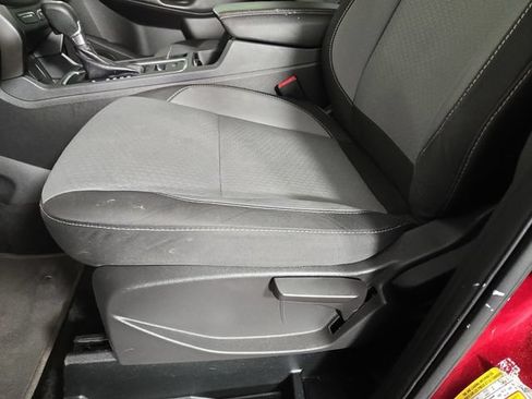 Used 2017 Ford Escape SE FWD image 28