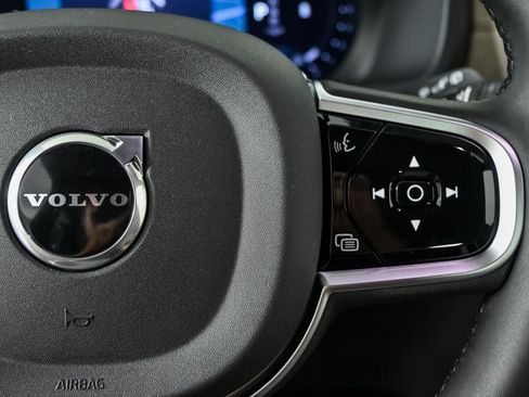New 2026 Volvo XC90 B6 Plus w/ Protection Package Premier AWD/4WD image 11