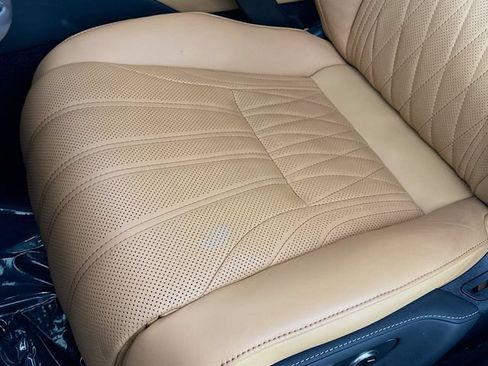 Used 2023 Lexus LS 500 AWD w/ Luxury Package image 19