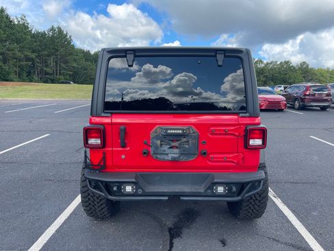 Used 2018 Jeep Wrangler Unlimited Sport S AWD/4WD image 15