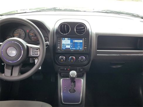 Used 2014 Jeep Patriot Sport image 24