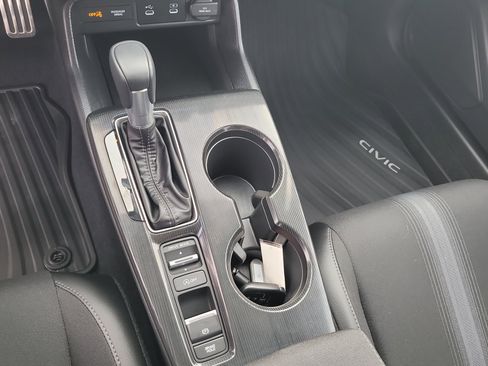 Used 2025 Honda Civic Sport image 24