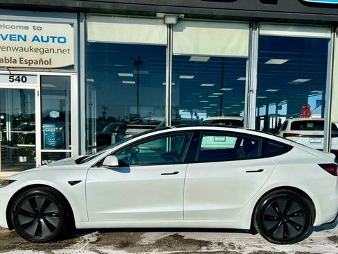 Used 2025 Tesla Model 3 Long Range image 2