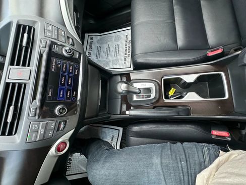 Used 2013 Honda Crosstour EX-L image 28