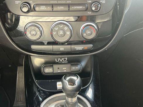 Used 2016 Kia Soul ! image 29