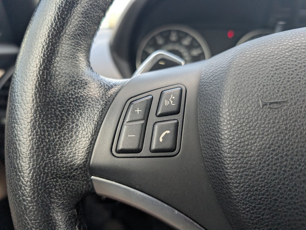 Used 2012 BMW 135i Convertible RWD image 14
