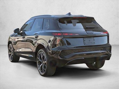 New 2026 Audi Q3 quattro 2.0T AWD/4WD image 7
