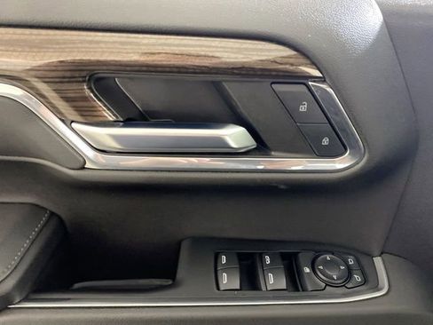 Used 2023 Chevrolet Silverado 1500 RST image 26