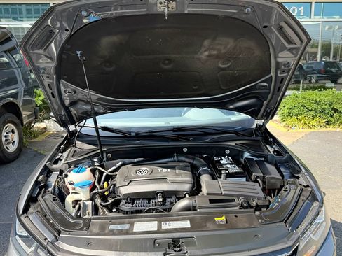 Used 2017 Volkswagen Passat 1.8T S FWD image 39