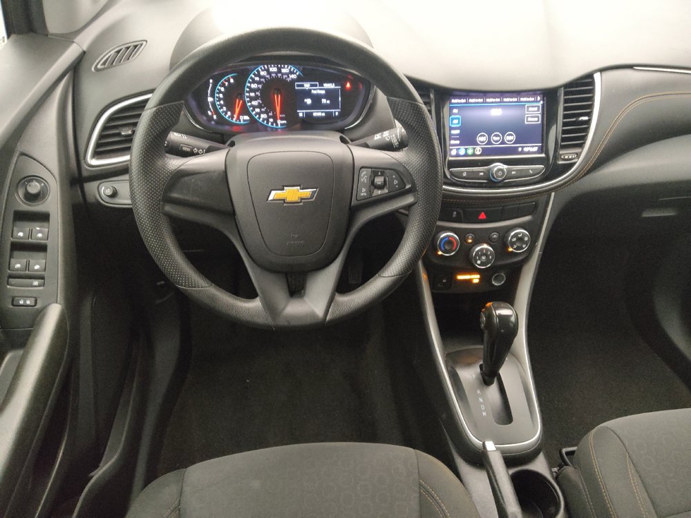 Used 2021 Chevrolet Trax LS FWD image 22