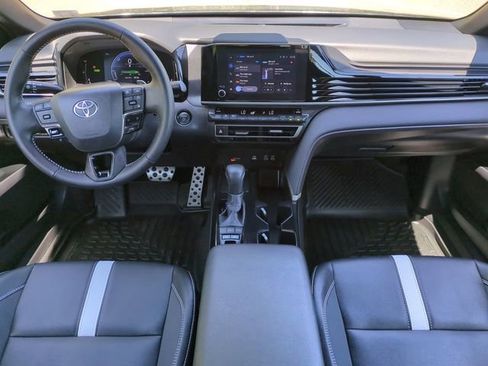 Used 2026 Toyota Camry SE w/ Convenience Package image 14