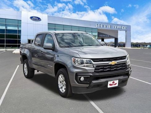 Used 2021 Chevrolet Colorado LT w/ LT Convenience Package image 6