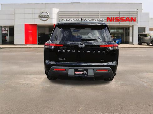 New 2026 Nissan Pathfinder SL w/ SL Premium Package FWD image 4