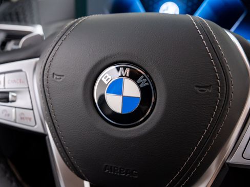 New 2026 BMW X7 xDrive40i image 25