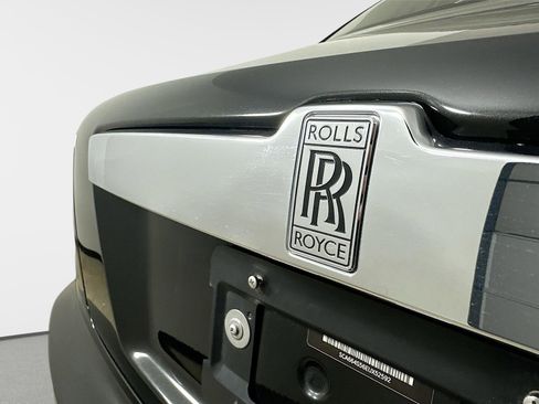 Used 2014 Rolls-Royce Ghost image 42