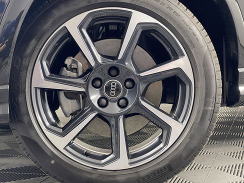 New 2025 Audi Q3 2.0T Premium Plus image 7