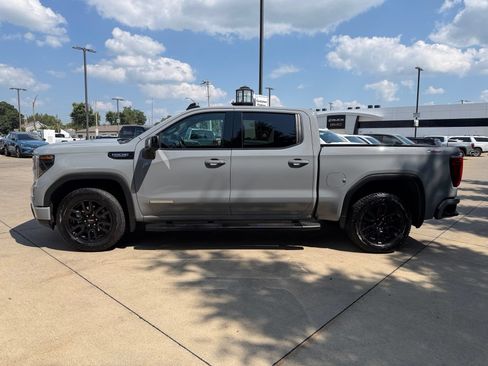 Used 2024 GMC Sierra 1500 Elevation w/ Elevation Premium Package AWD/4WD image 7