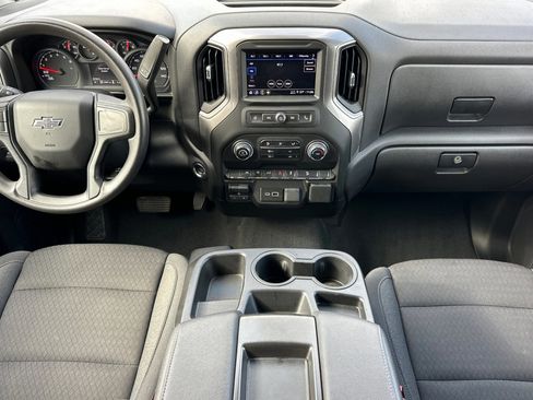 Used 2025 Chevrolet Silverado 1500 Custom Trail Boss w/ Dark Appearance Package image 13