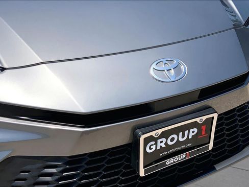 Used 2025 Toyota Camry SE w/ Multimedia Upgrade Package FWD image 30