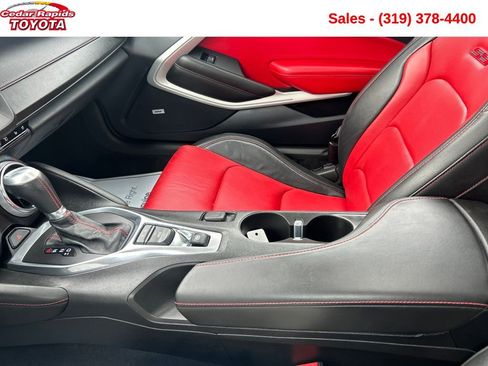 Used 2016 Chevrolet Camaro SS image 19