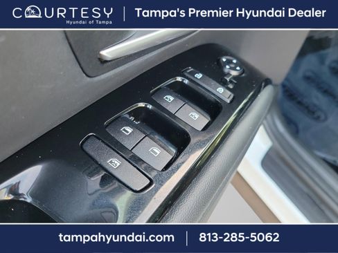 Certified 2022 Hyundai Tucson Limited w/ Cargo Package image 33