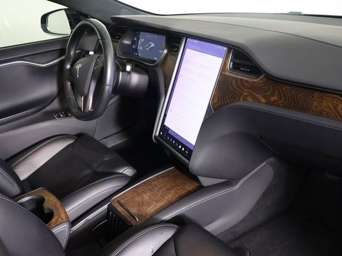 Used 2019 Tesla Model S Long Range image 26
