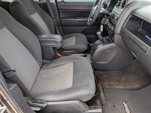 Used 2016 Jeep Patriot Sport w/ Power Value Group image 34