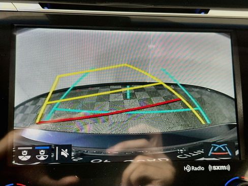 Used 2019 Toyota Camry XSE FWD image 13