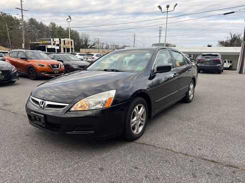 Used 2006 Honda Accord SE image 3