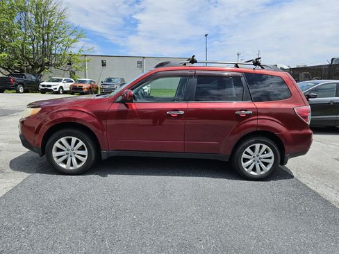 Used 2013 Subaru Forester 2.5X Premium AWD/4WD image 5