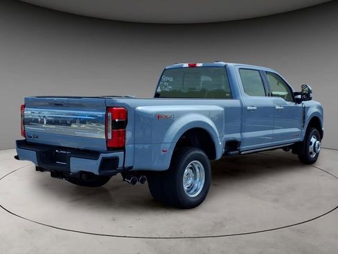 New 2026 Ford F350 Platinum w/ Platinum Plus Package AWD/4WD image 9